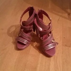 Pour Le Victoire high heel sandals